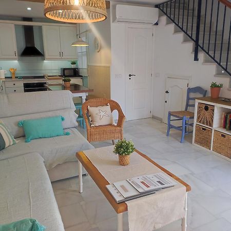 Casa Lola Conil, Azotea Al Mar Y Parking Solo Familias O Parejas Villa Conil De La Frontera Dış mekan fotoğraf