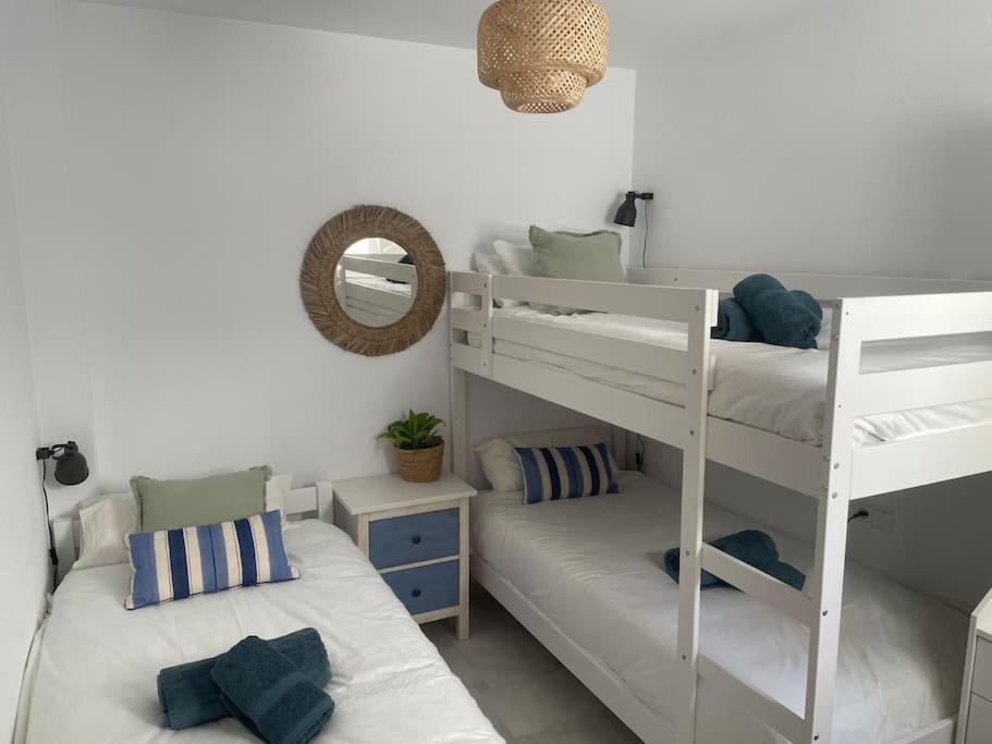Casa Lola Conil, Azotea Al Mar Y Parking Solo Familias O Parejas Villa Conil De La Frontera Dış mekan fotoğraf