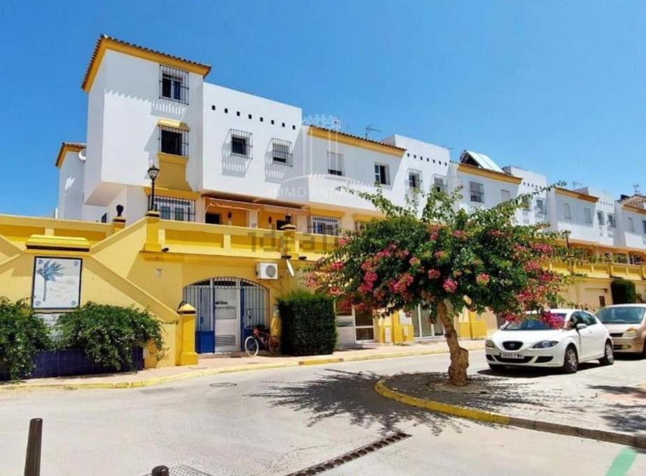 Casa Lola Conil, Azotea Al Mar Y Parking Solo Familias O Parejas Villa Conil De La Frontera Dış mekan fotoğraf
